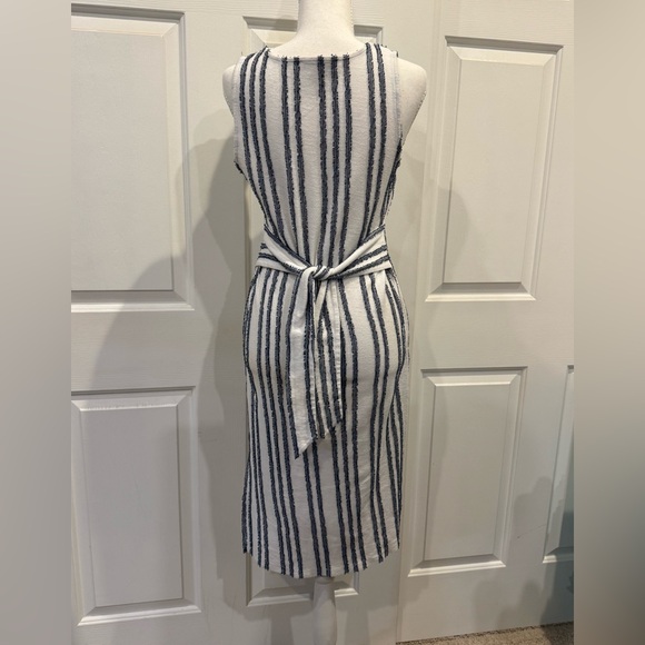 LOFT Textured Stripe Midi Dress Small Neutral Sleeveless Tie Waist - Picture 5 of 10